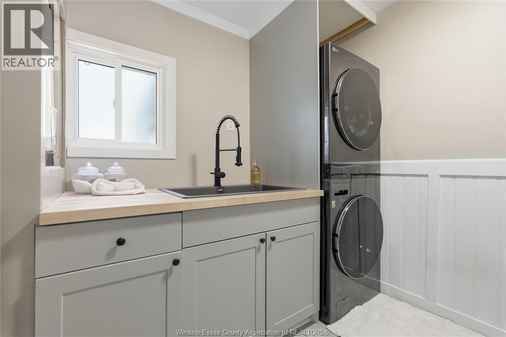 8 ST. CLAIR STREET - Image 19
