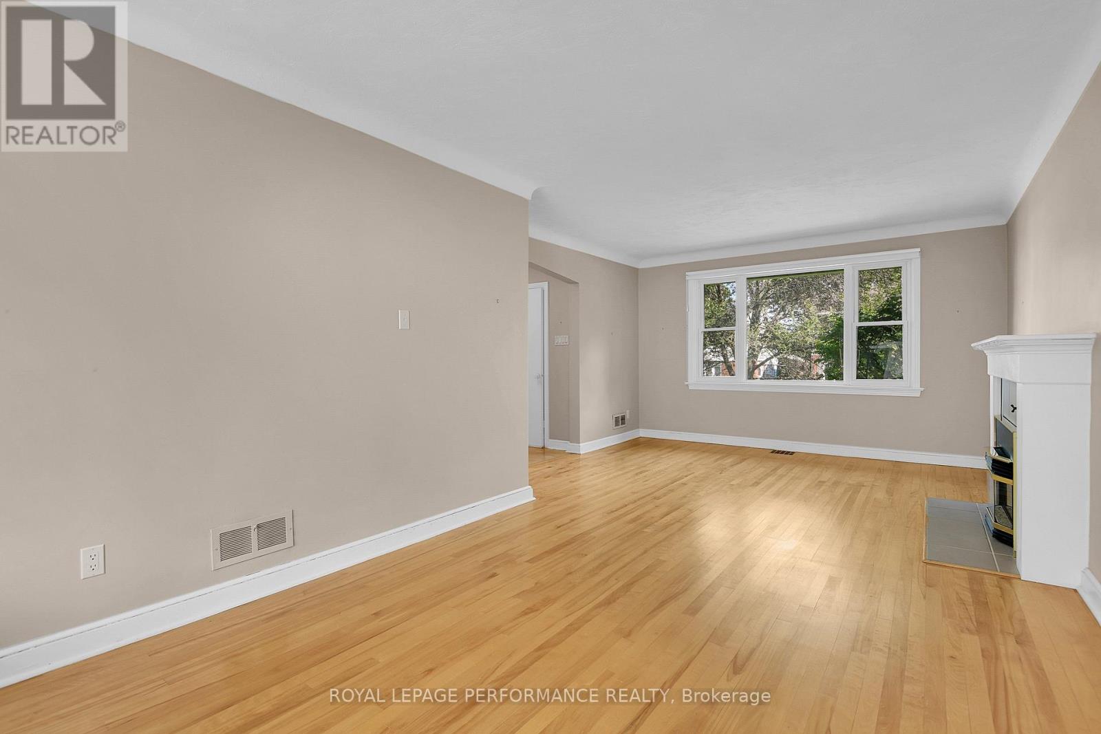 166 WINTHER AVENUE - 10