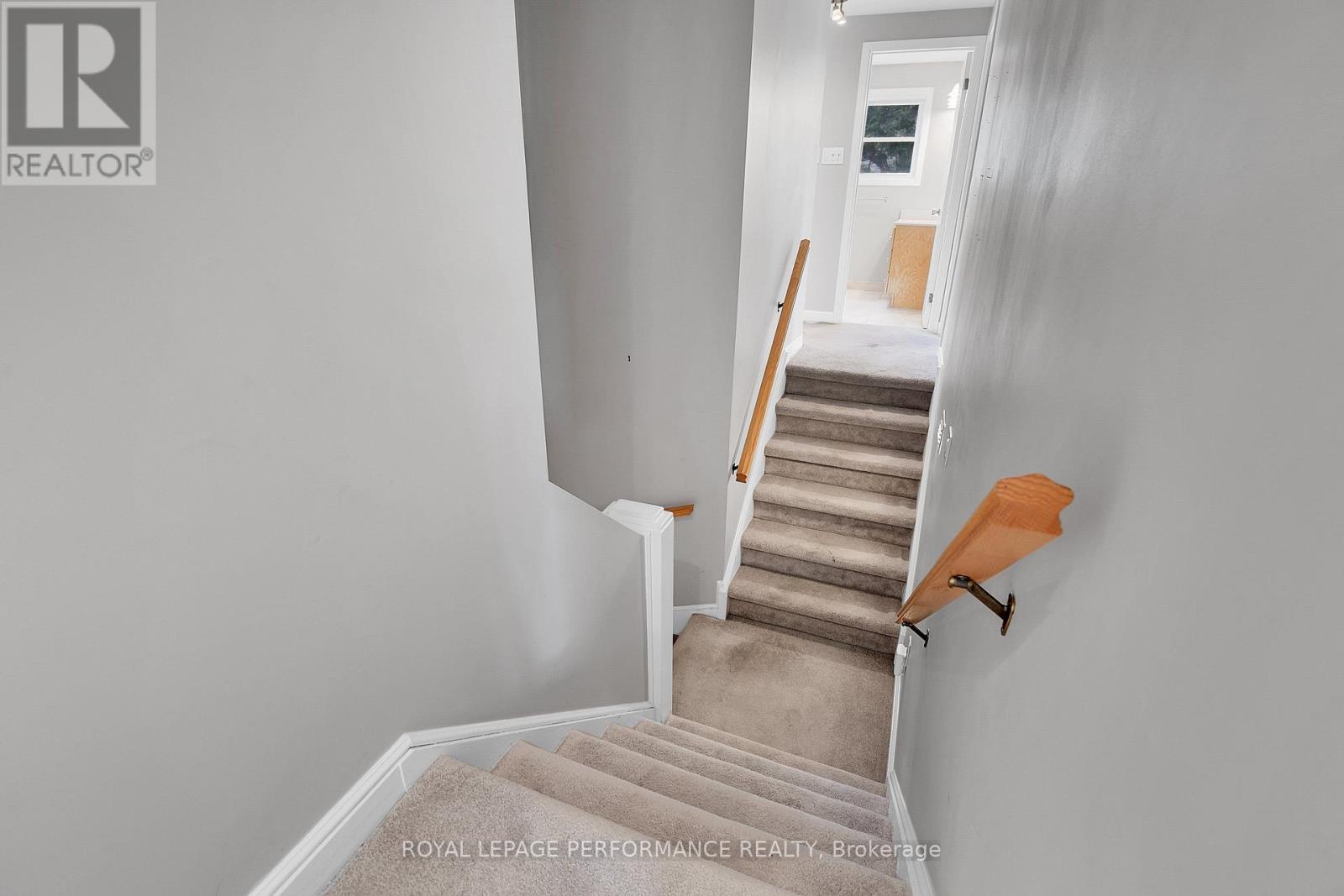166 WINTHER AVENUE - 16