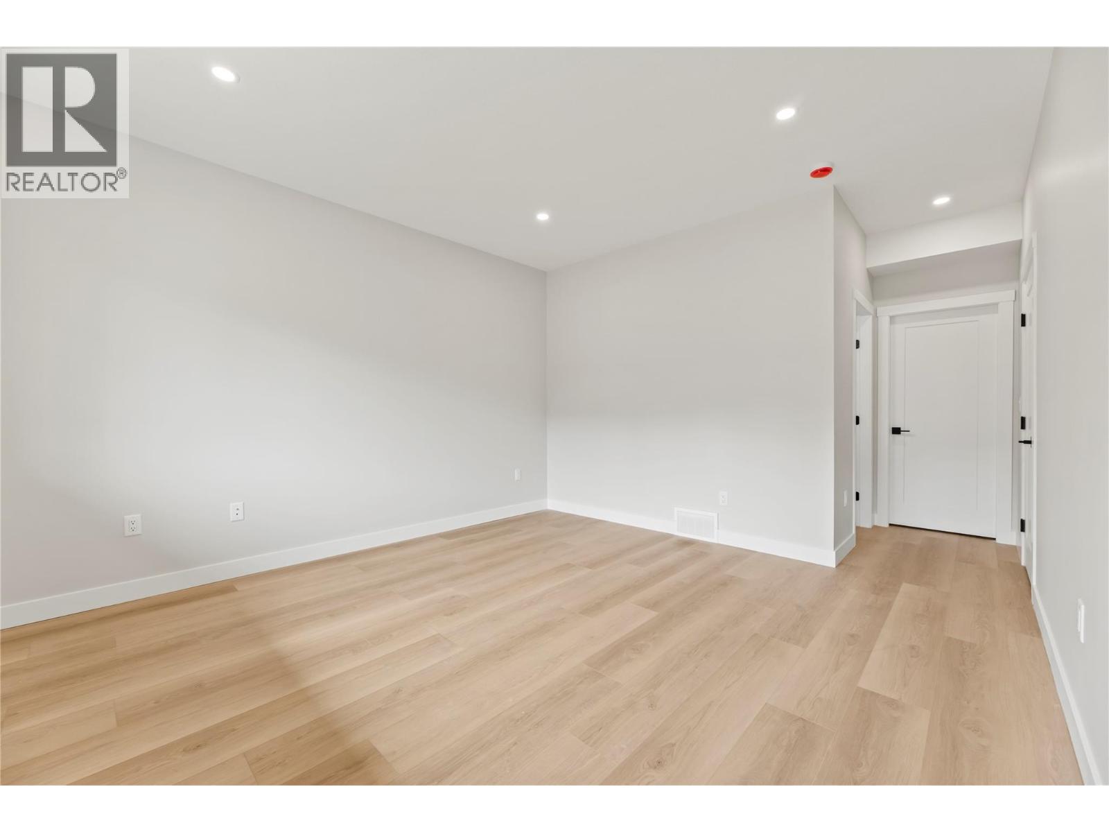 162 James Street - Image 22