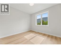 162 James Street, Grindrod, BC V0E1Y0 Photo 18
