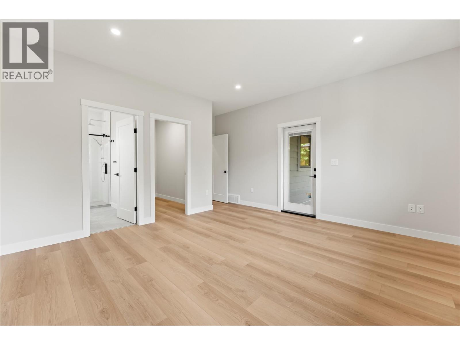 162 James Street - 12