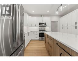 Full ensuite bathroom - 162 James Street, Grindrod, BC V0E1Y0 Photo 9