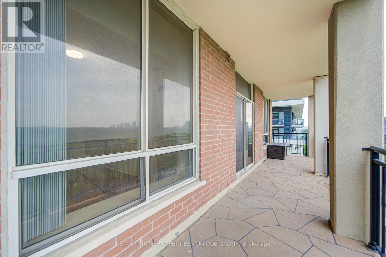 #703 1101 LESLIE STREET - 37