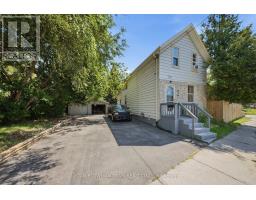 Family room - 387 Albert Street, Oshawa, ON L1H4S3 Photo 7