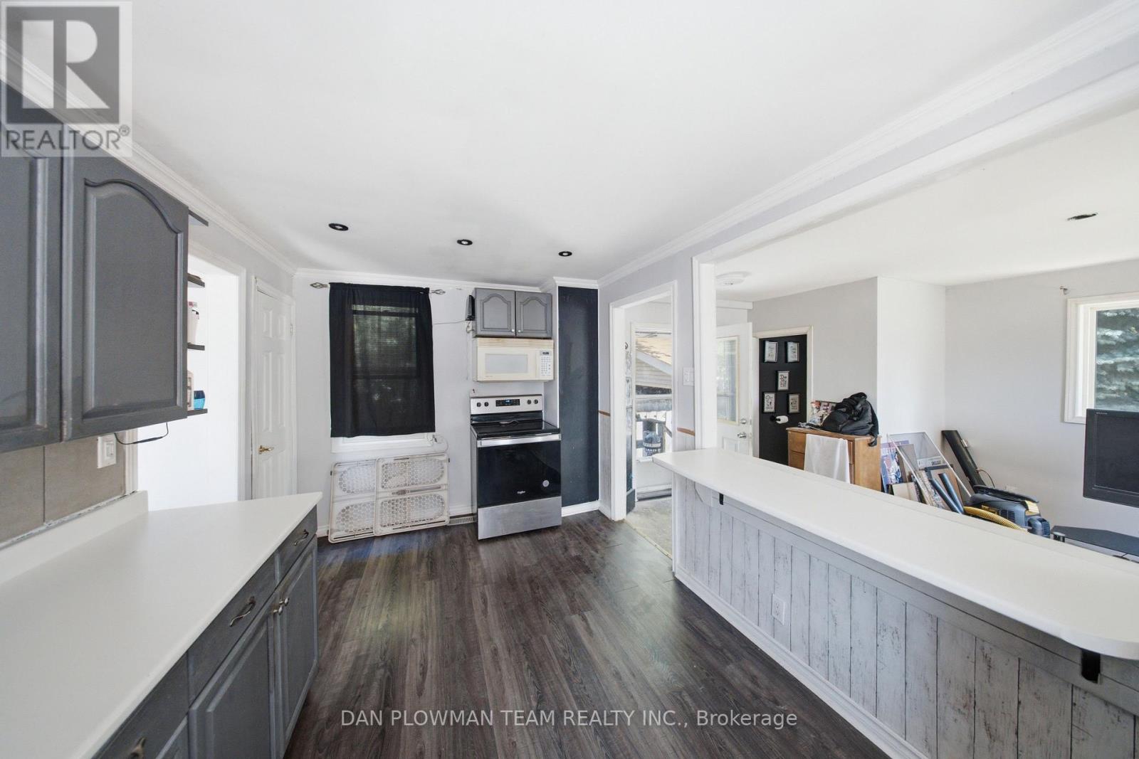 387 ALBERT STREET - 15