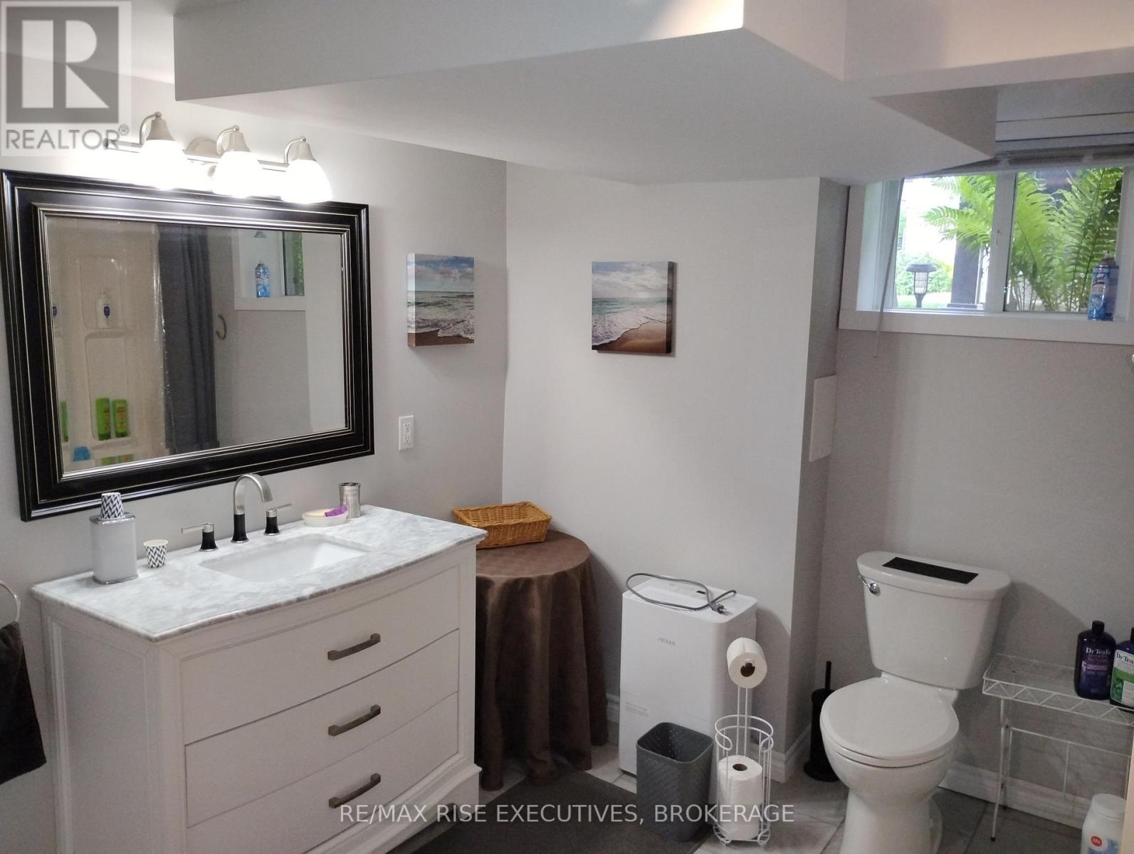 165 ELIZABETH DRIVE - Image 33
