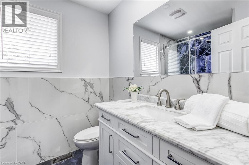357 ACADIA Drive - Image 25