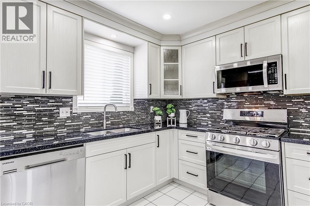 357 ACADIA Drive - 9