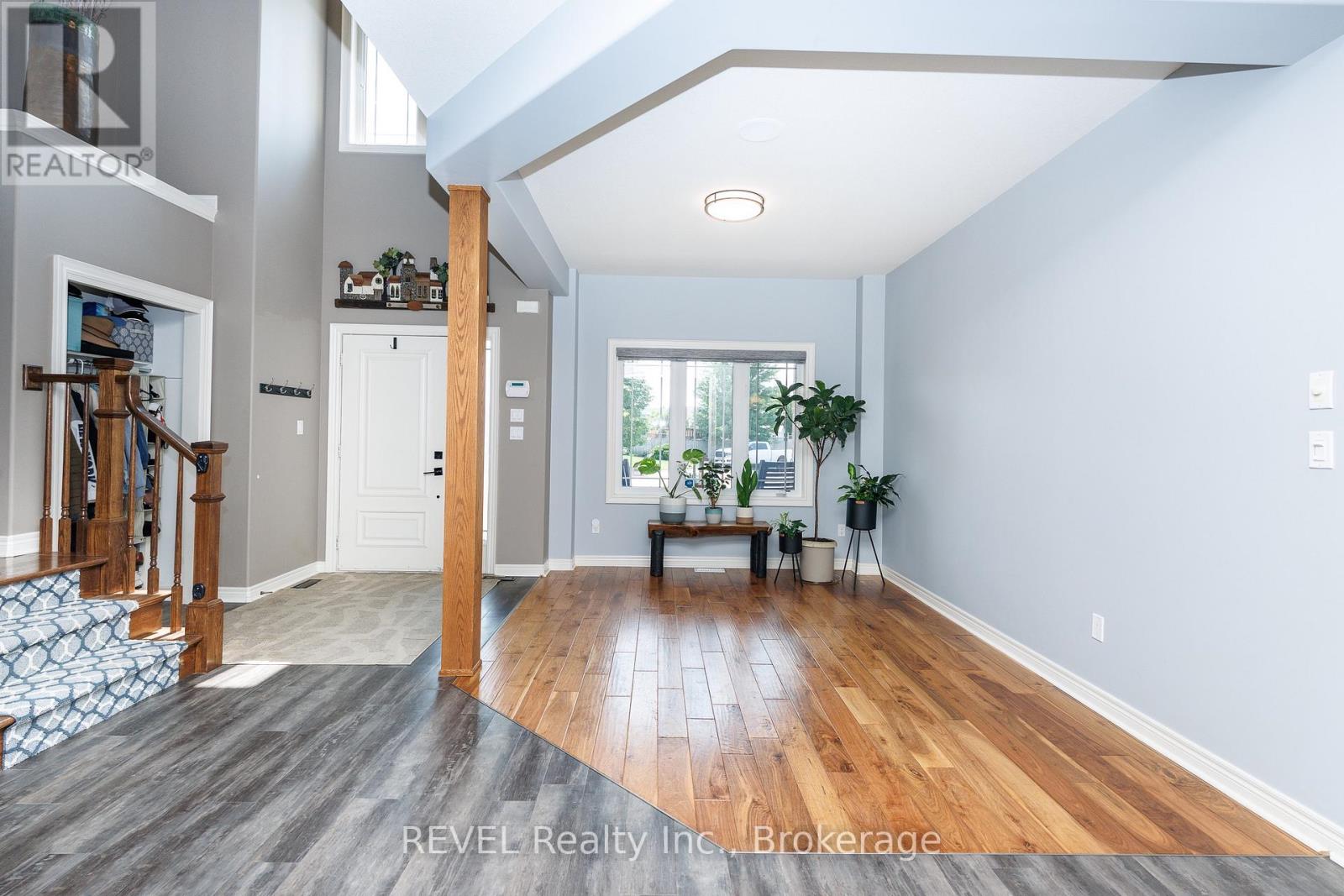 374 HILLSDALE ROAD - 4