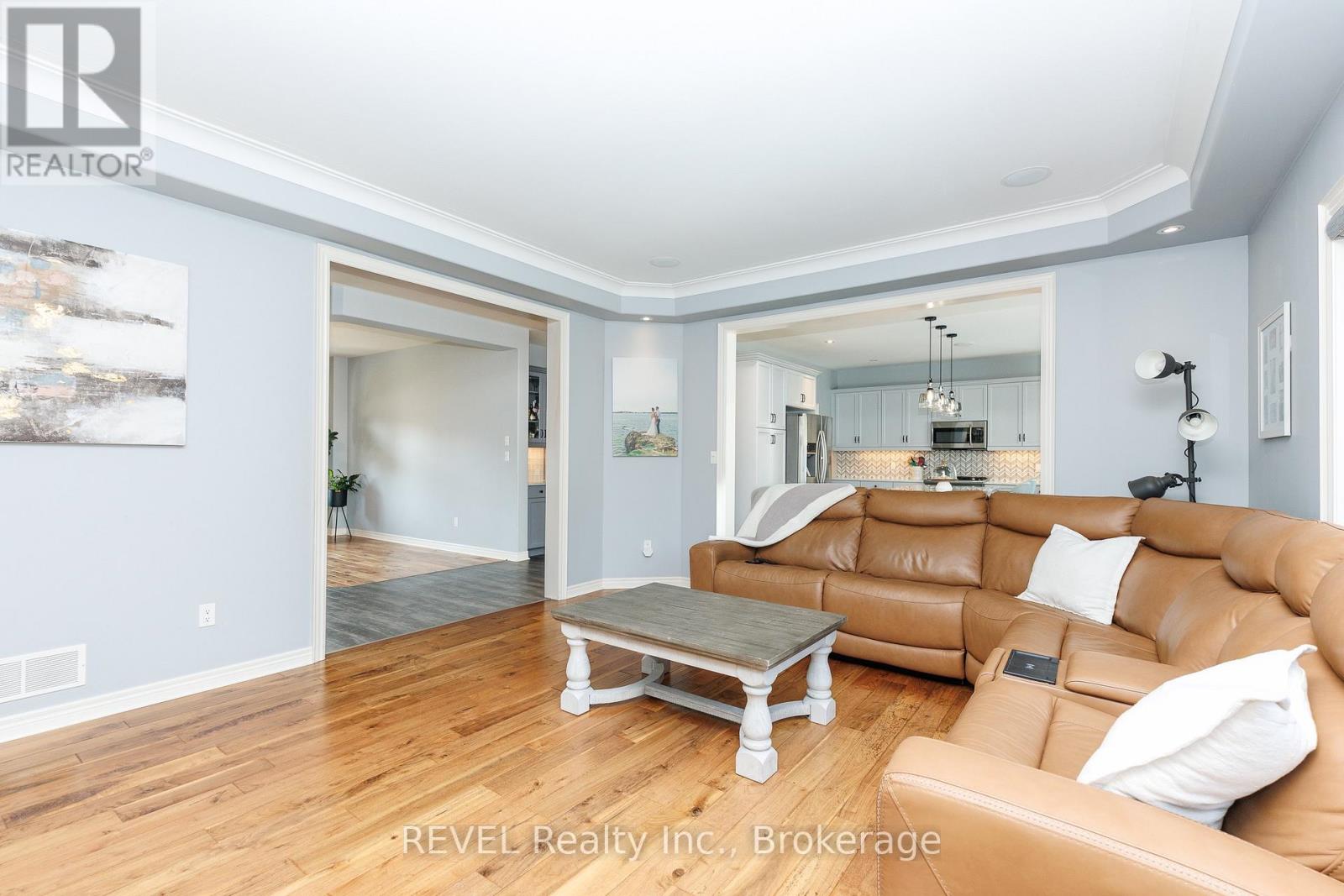 374 HILLSDALE ROAD - 9