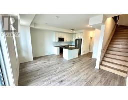 8 - 20 Lytham Green Circle, Newmarket, ON L3Y0H3 Photo 10