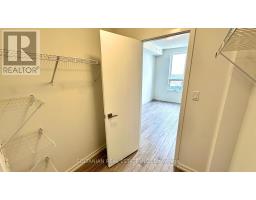 8 - 20 Lytham Green Circle, Newmarket, ON L3Y0H3 Photo 17
