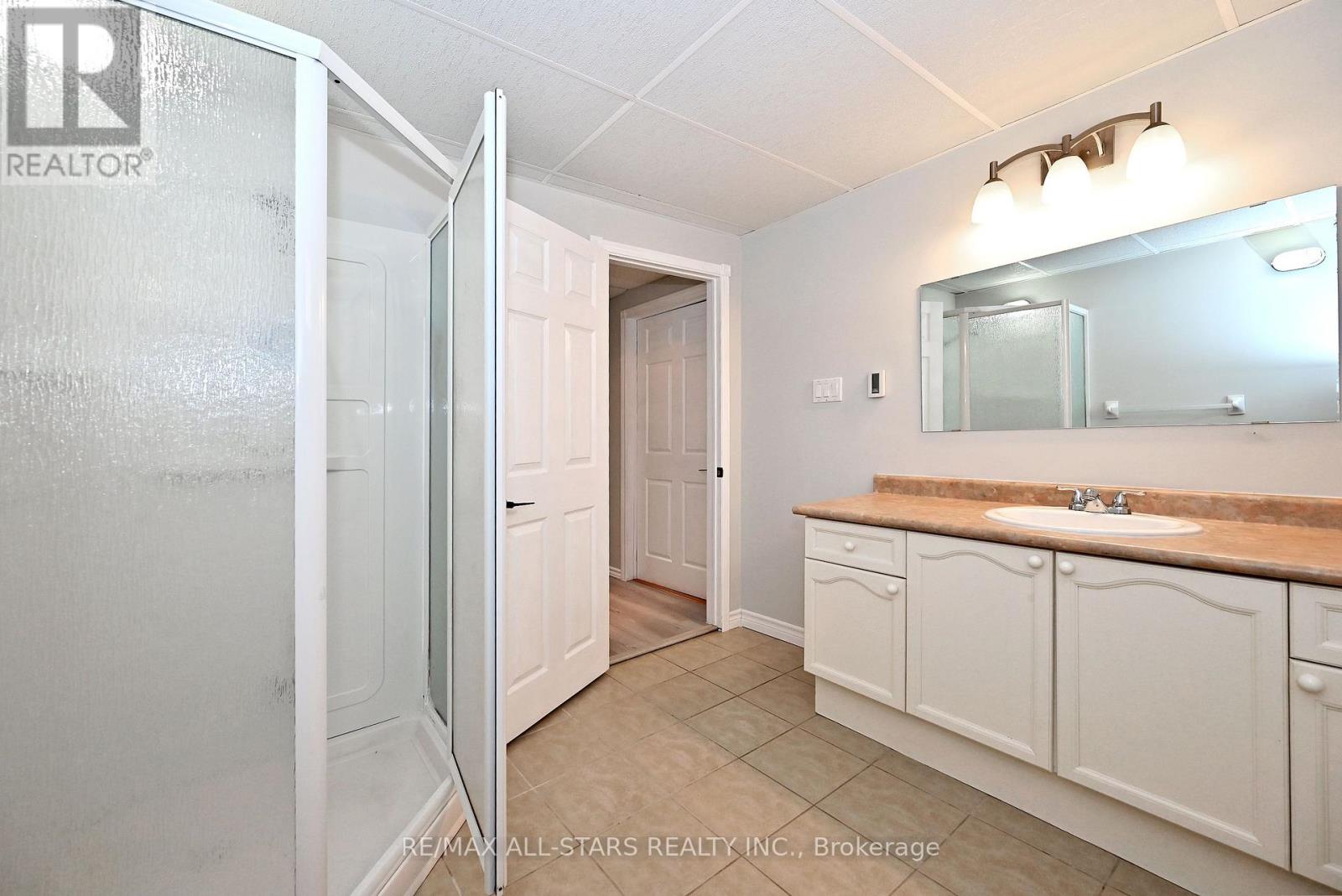 34 CAPTAIN ARMSTRONG LANE - Image 29
