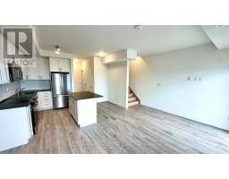 8 - 20 Lytham Green Circle, Newmarket, ON L3Y0H3 Photo 8