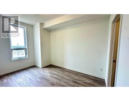 8 - 20 Lytham Green Circle, Newmarket, ON L3Y0H3 Photo 19