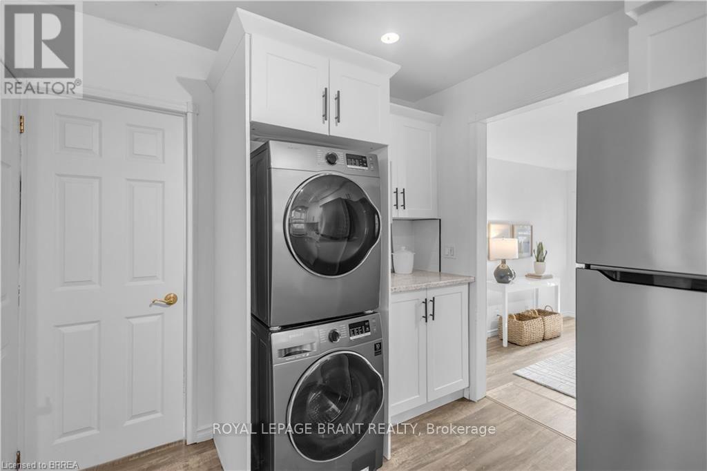 74 EIGHTH AVENUE - Image 12