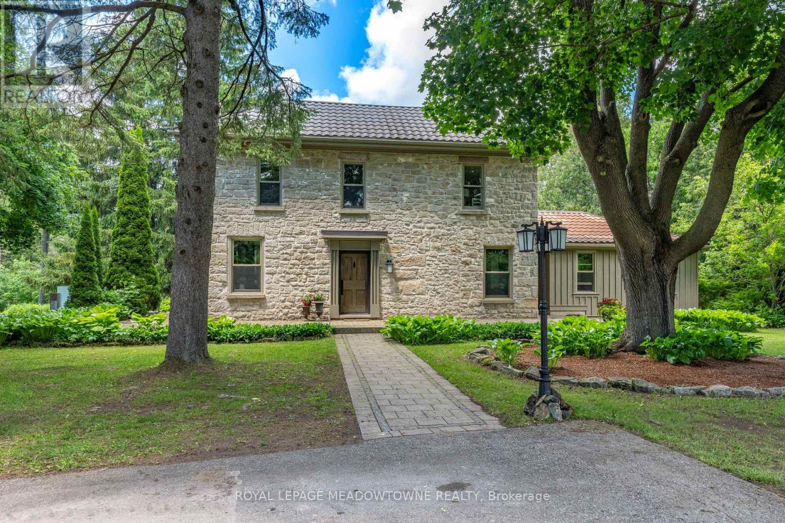 5405 WELLINGTON RD 52