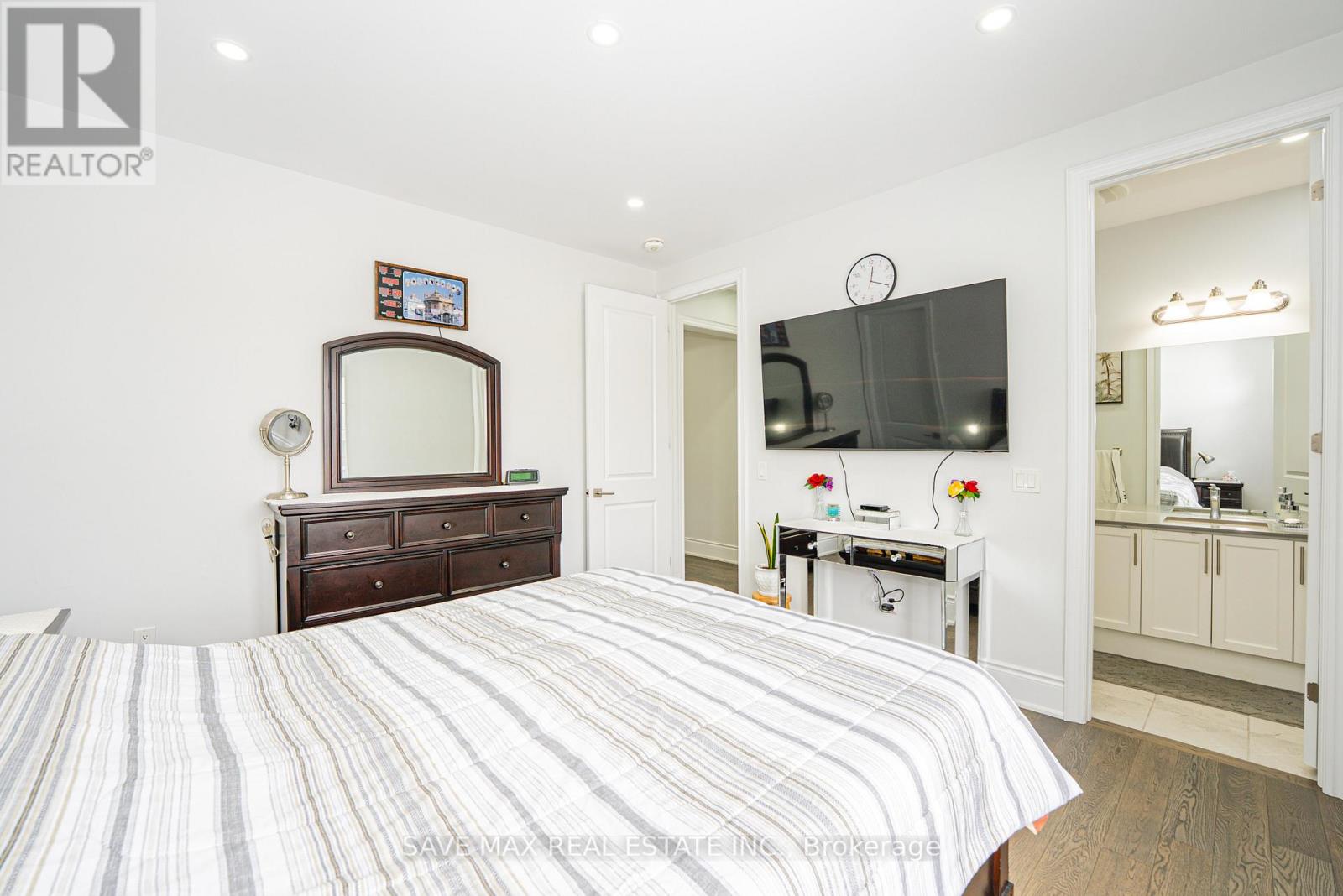446 WOODSWORTH TERRACE - 36