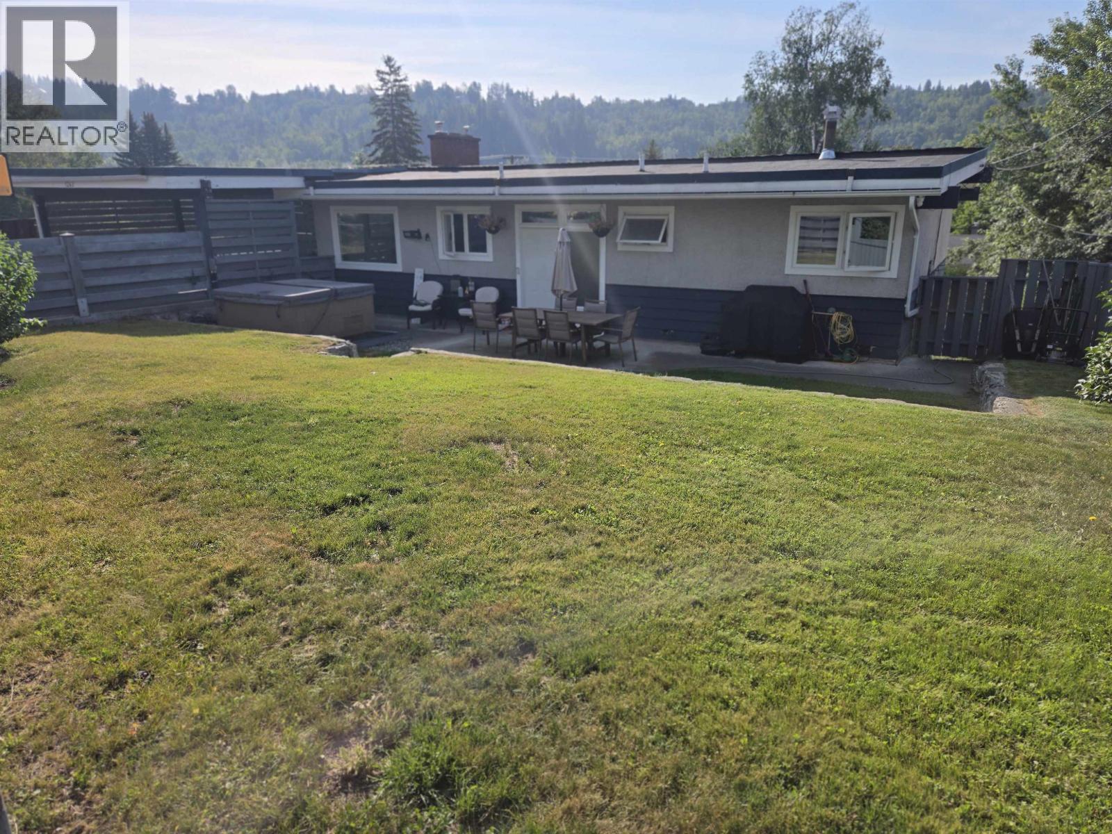 1263 JOHNSTON AVENUE - Image 4