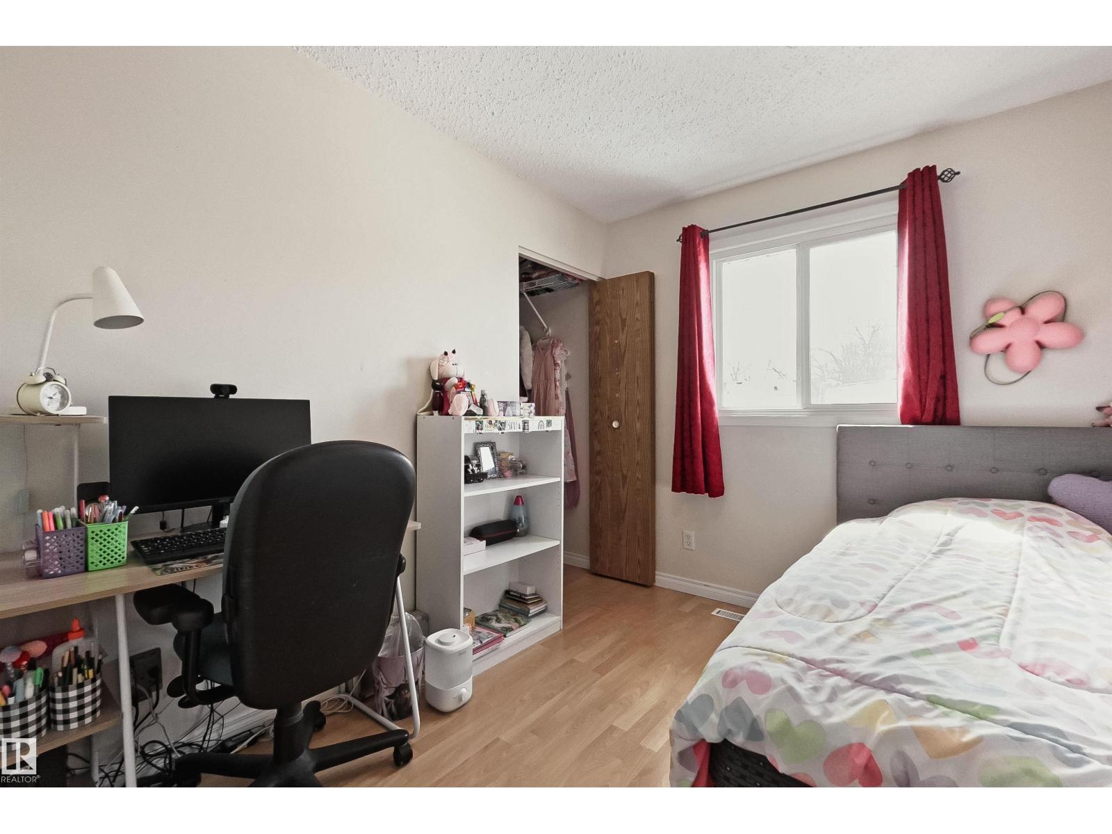 10031 173 AV NW - 14