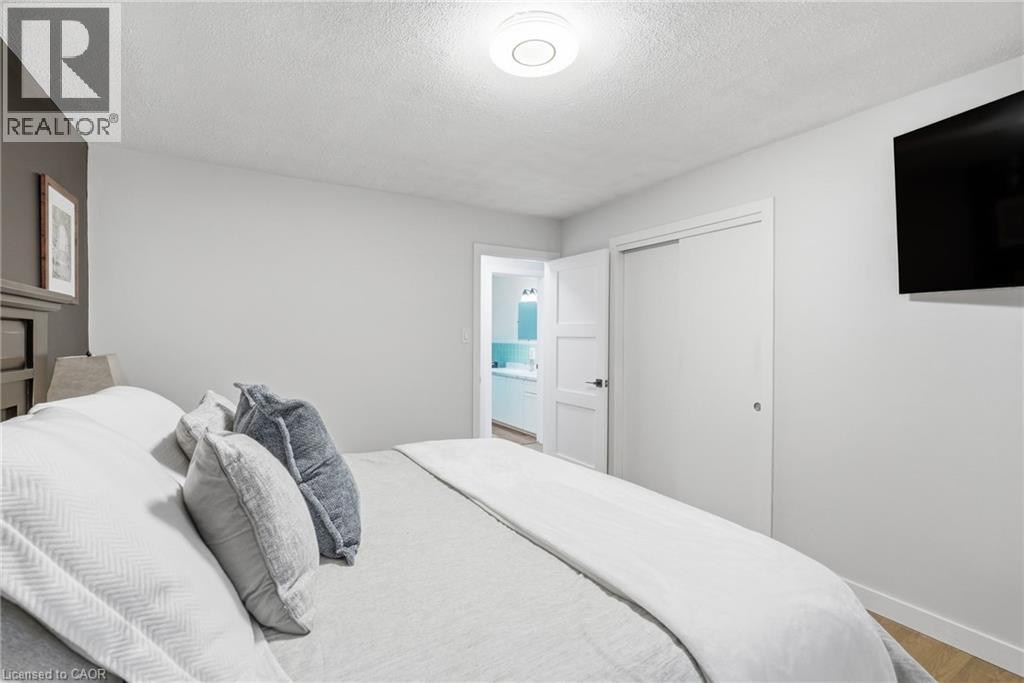 10 TAYLOR Crescent - Image 15
