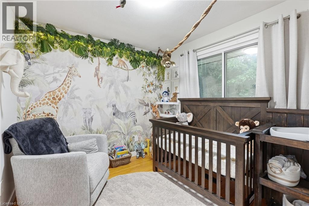 10 TAYLOR Crescent - 17