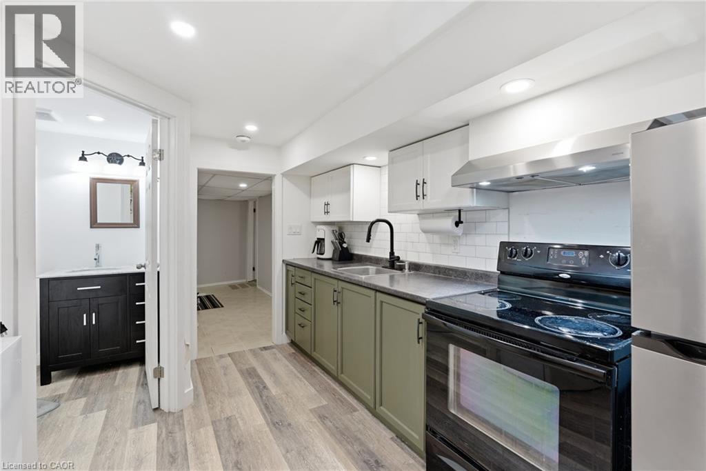 10 TAYLOR Crescent - 27