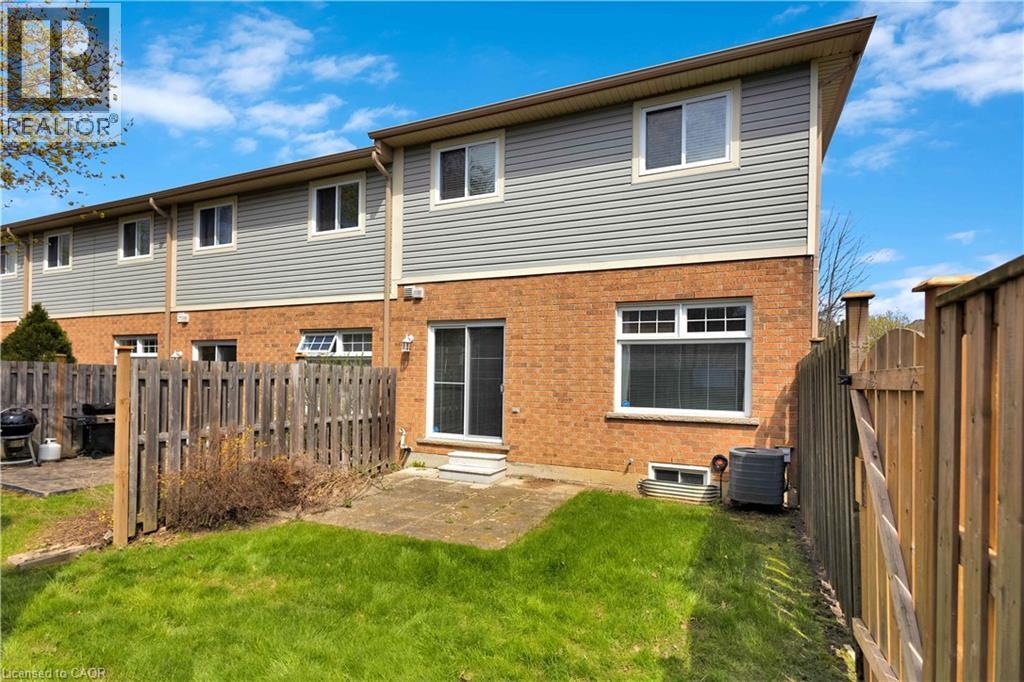 #8 232 STONEHENGE Drive - Image 31