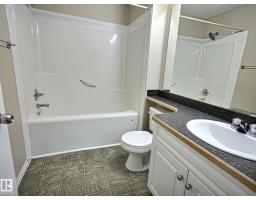 #111 5350 199 St Nw, Edmonton, AB T6M0A4 Photo 8