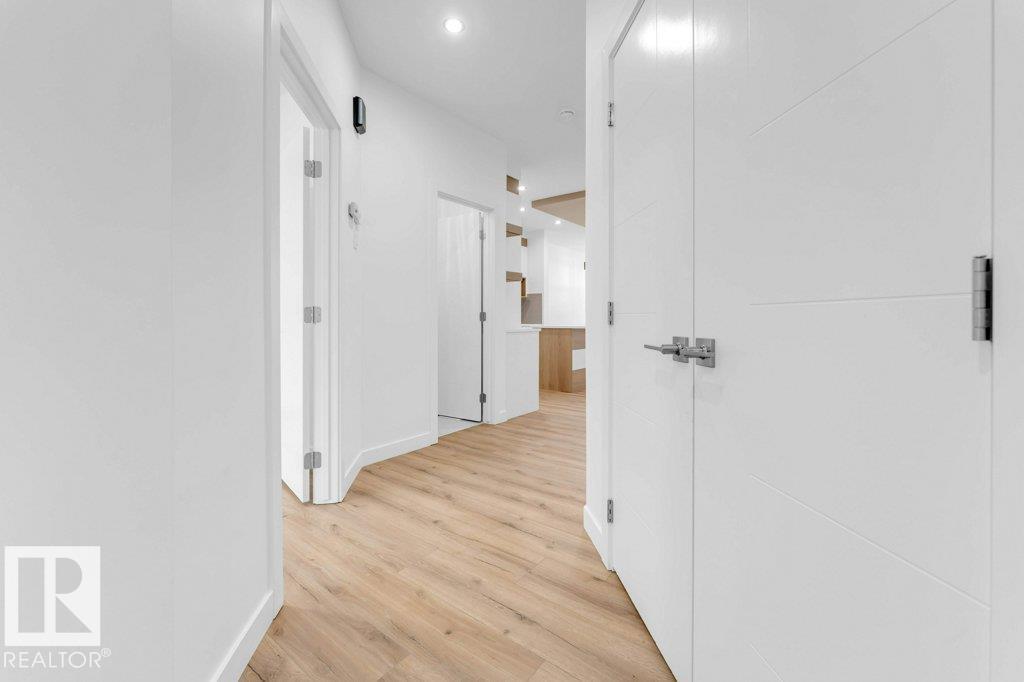 182 Pacific Drive - Image 10