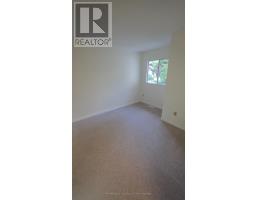 1329 Montclair Drive, Oakville, ON L6H1Z3 Photo 12