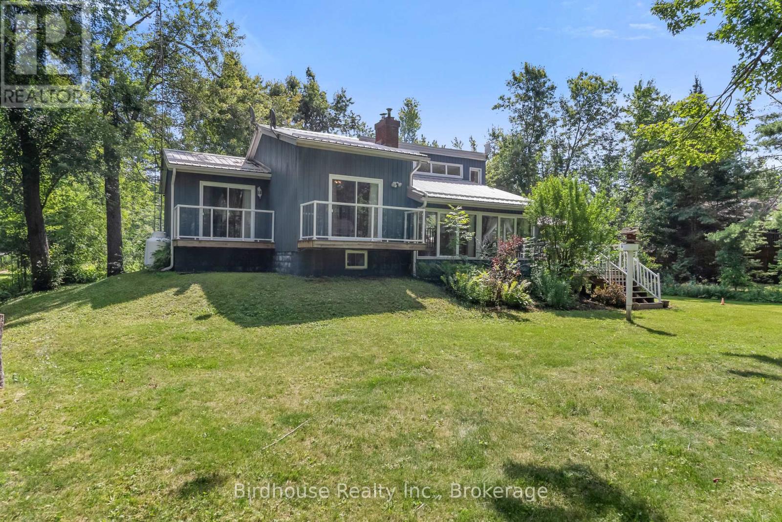 92 EDWINA DRIVE - Image 34
