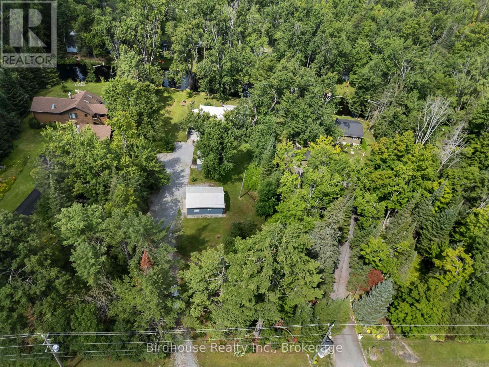 92 EDWINA DRIVE - 5
