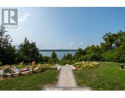 2045 County Rd 7, Prince Edward County, ON K0K2T0 Photo 32