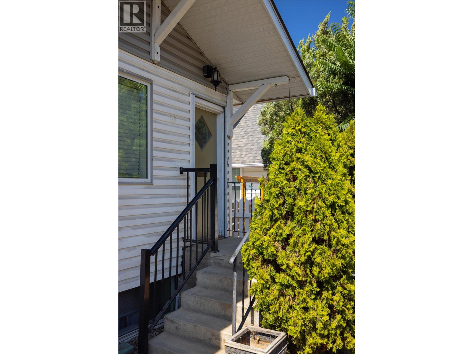 3004 38 Street - 16