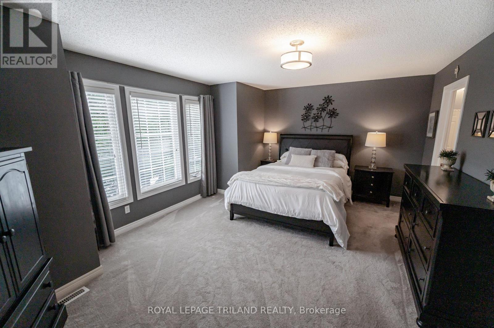 446 SOUTH LEAKSDALE CIRCLE - Image 19