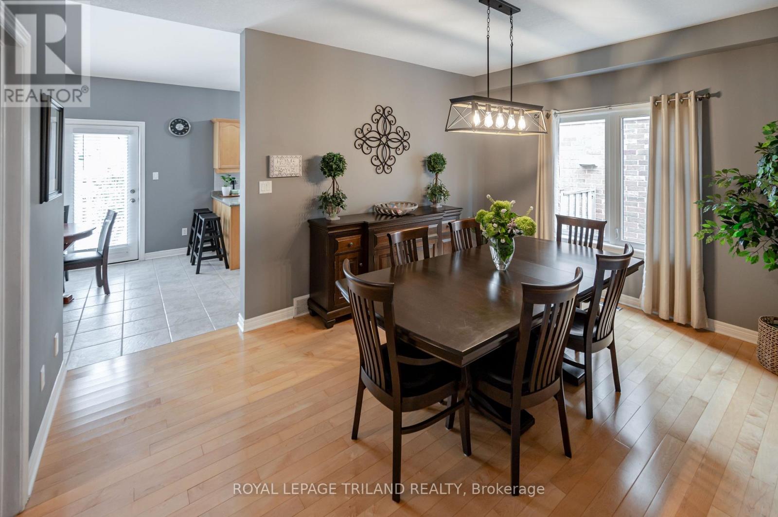 446 SOUTH LEAKSDALE CIRCLE - Image 7