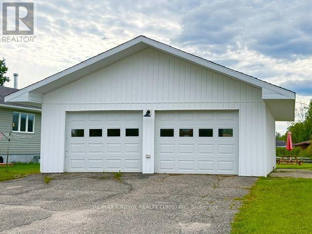 4 NIAGARA STREET - 2