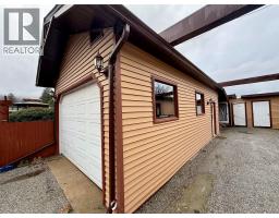 1094 Wanjoff Road, Robson, BC V0G1X0 Photo 27