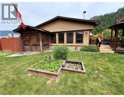 1094 Wanjoff Road, Robson, BC V0G1X0 Photo 46