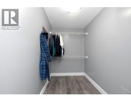 1048 Woodsworth Road, Gibsons, BC V0N1V7 Photo 21