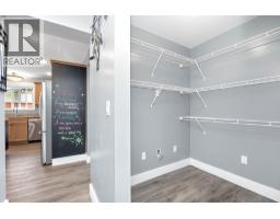 1048 Woodsworth Road, Gibsons, BC V0N1V7 Photo 18