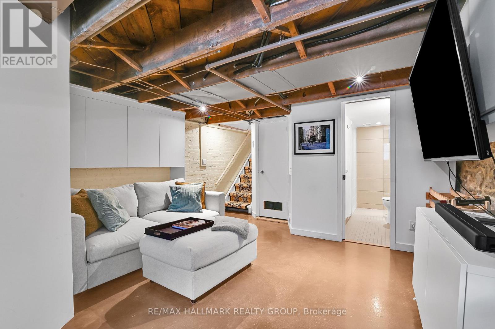 142 RIVER LANE - 27