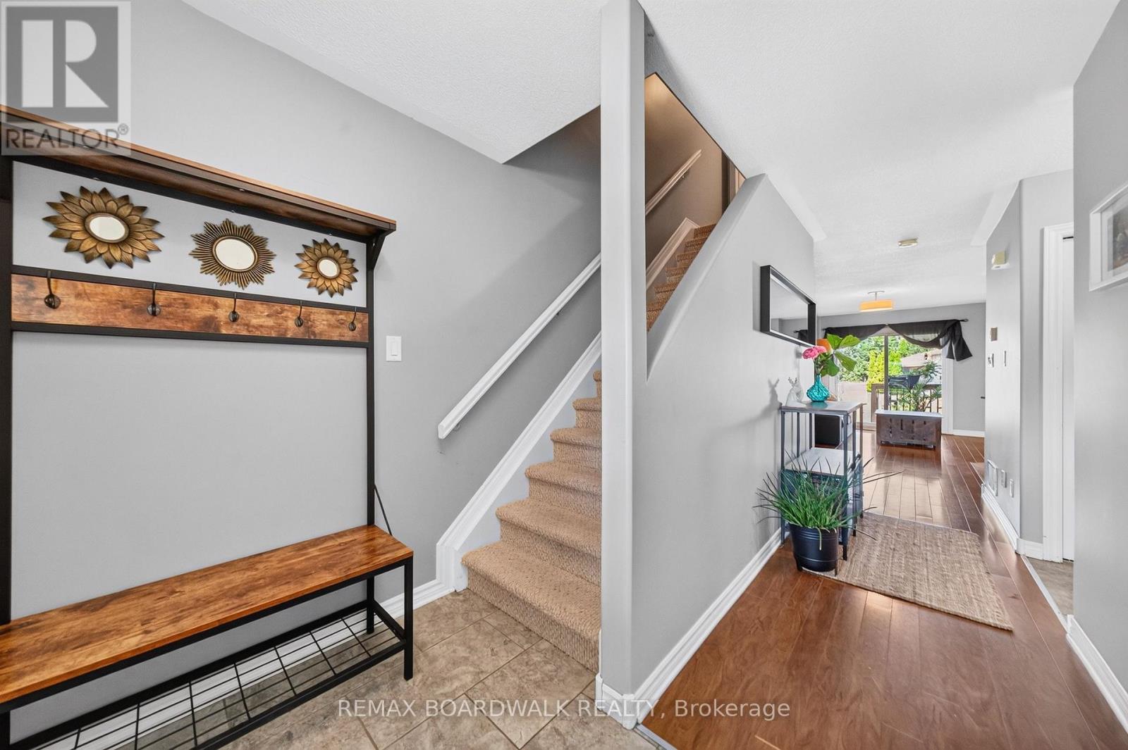 109 RAINA WAY - Image 3