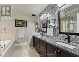 Bathroom - 2486 River Mist Road, Ottawa, ON K2J5Z1 Photo 15