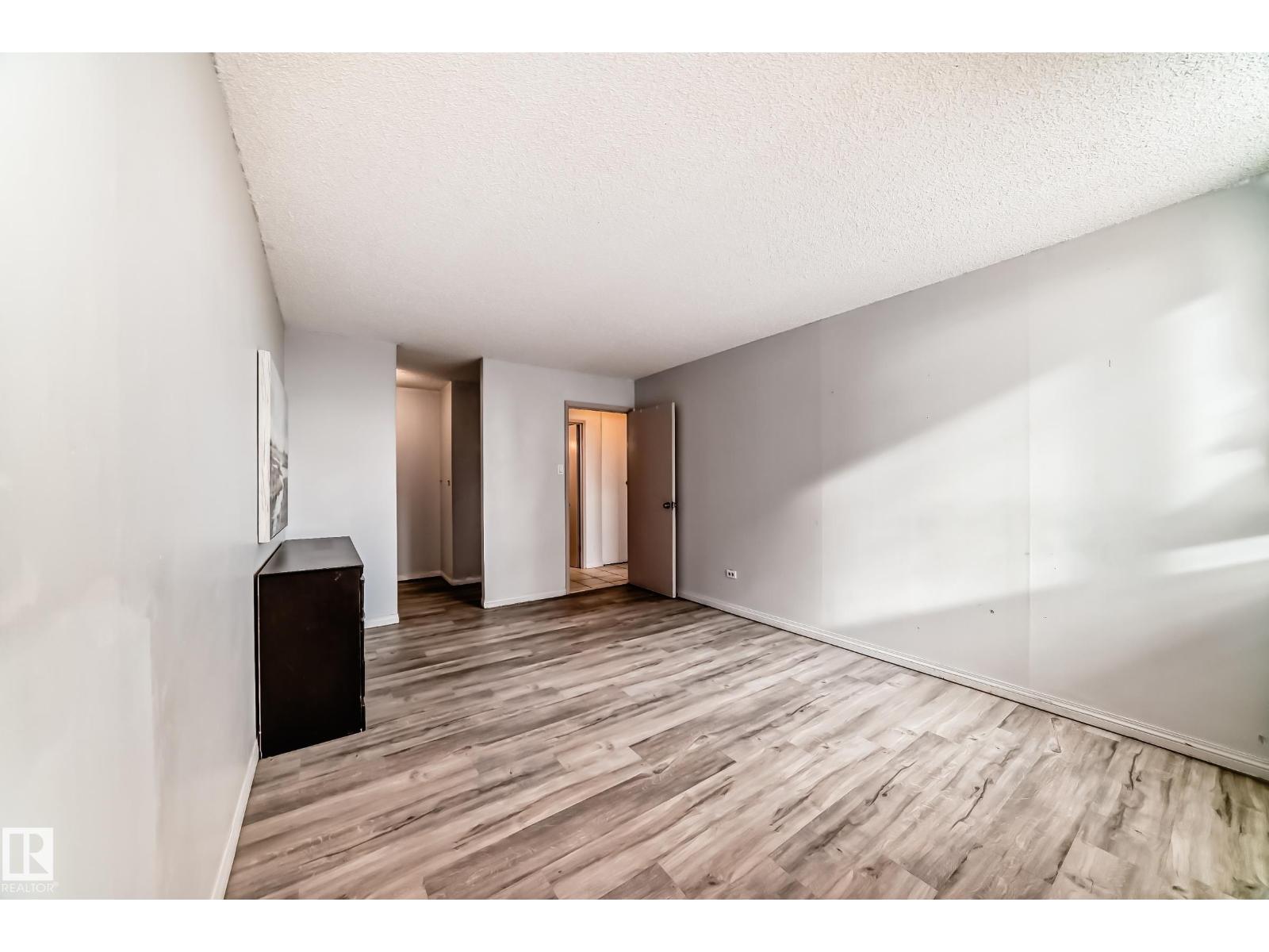 #405 10135 Saskatchewan DR NW - 23