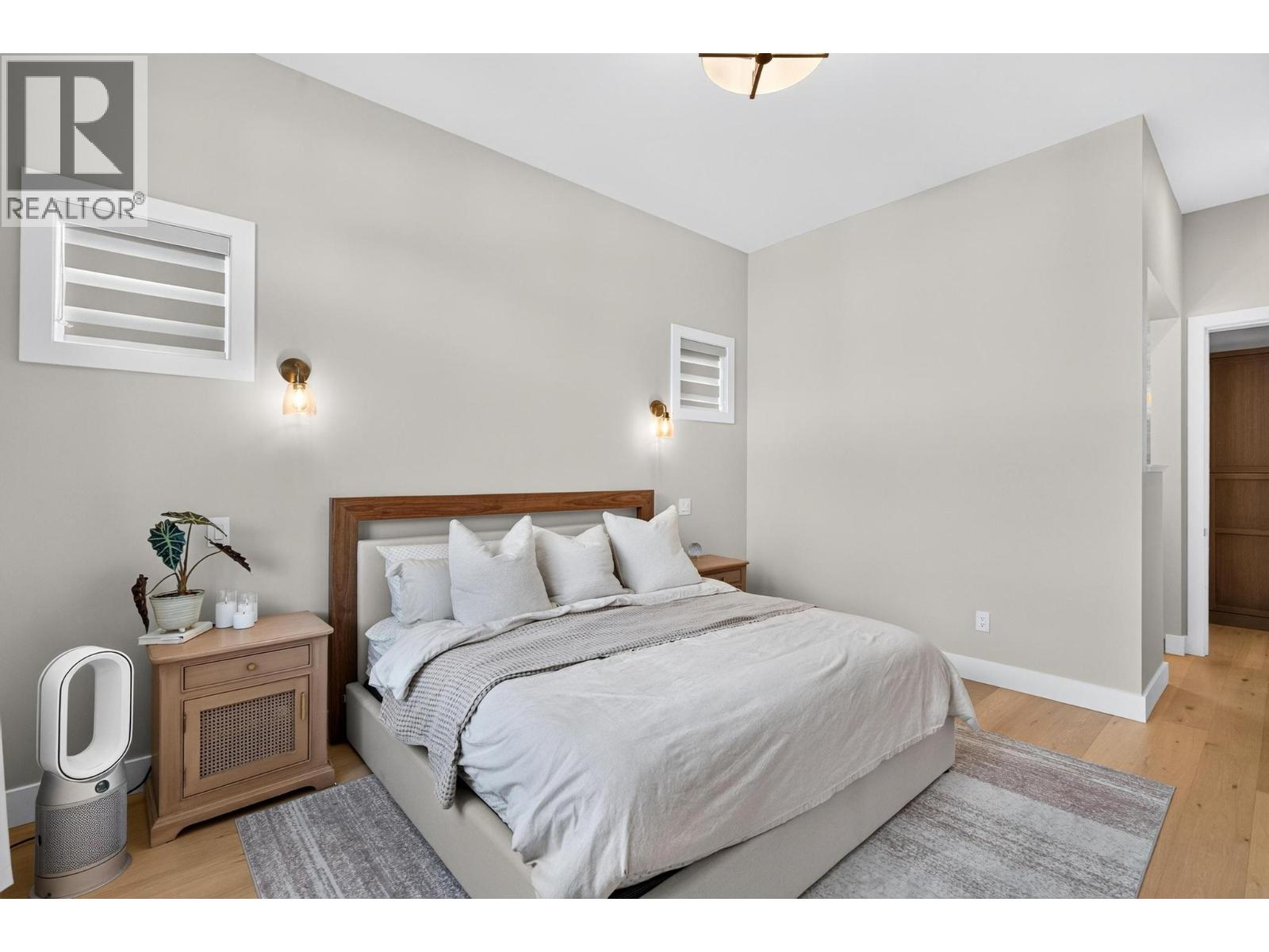 887 Loseth Drive - 23