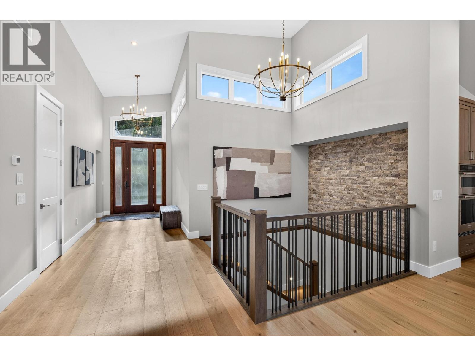 887 Loseth Drive - 7