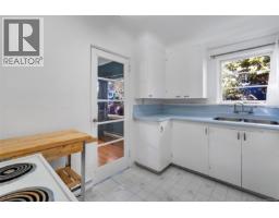 1130 May St, Victoria, BC V8V2S5 Photo 8